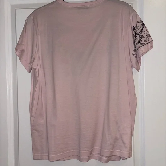 Givenchy Tshirt - Picture 2 of 3